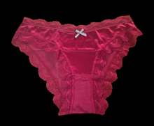 Load image into Gallery viewer, RED LACE SATIN PANTIES