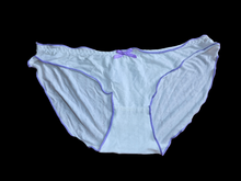 Load image into Gallery viewer, WHITE &amp; PURPLE FULL BACK PANTIES WITH BOW